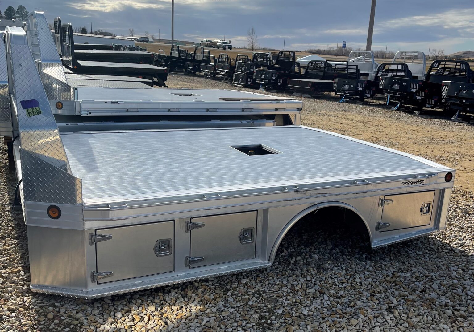 Hillsboro 3500 Series Aluminum Flatbed - Dickinson Truck Equipment