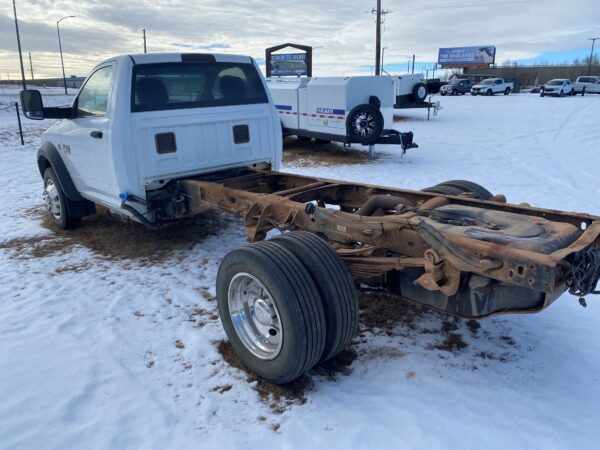 2011 Dodge 5500 - Image 5